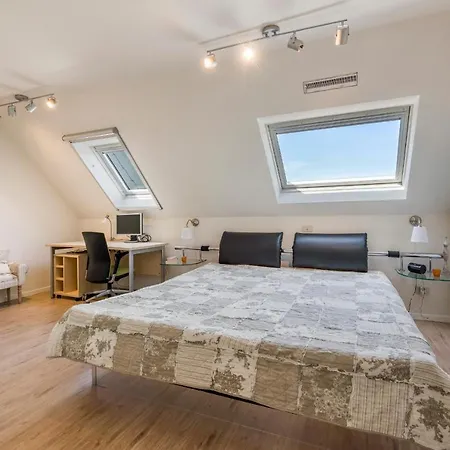 Bonsoir Apartment *